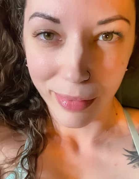 Naked Neighbor profile photo