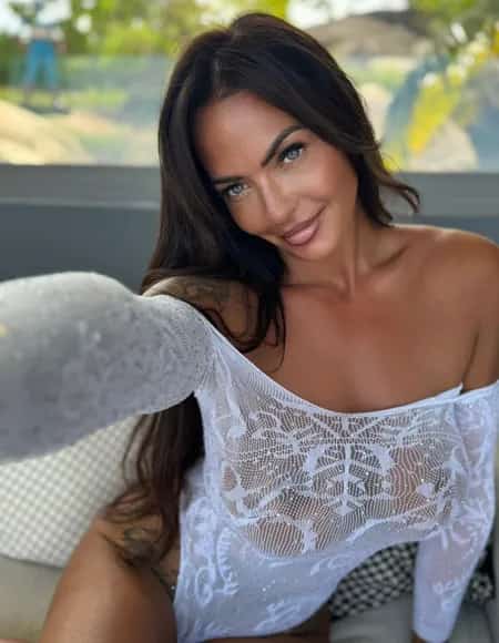 CHLOE LOPEZ profile photo