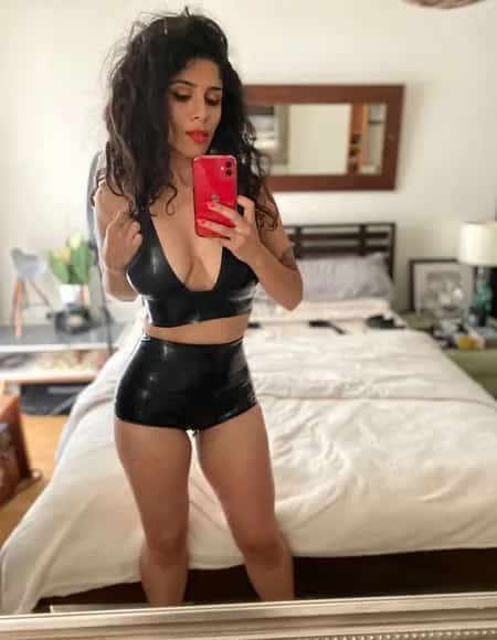 Mistress Sophia Sahara | PEGGING FEMDOM profile photo